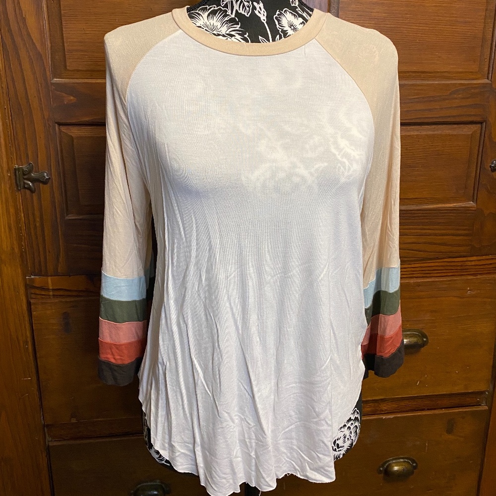 Altar'd State Quarter Length Belled Sleeves